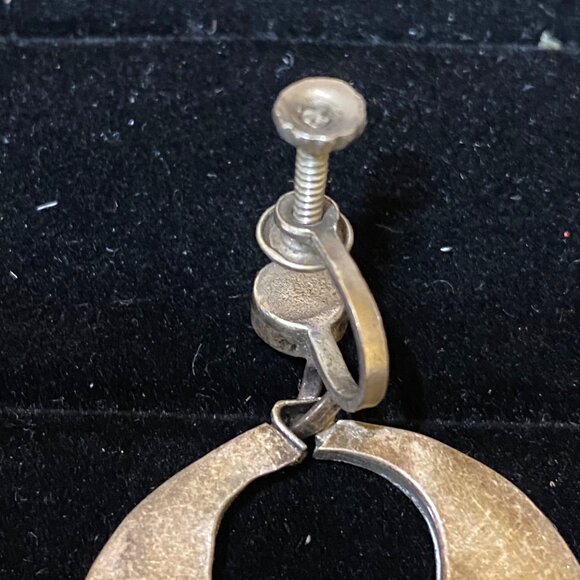 1.5" x 1.25" Vintage Taxco Sterling Silver Screw Back Earrings With Crushed Turq - Picture 5 of 8